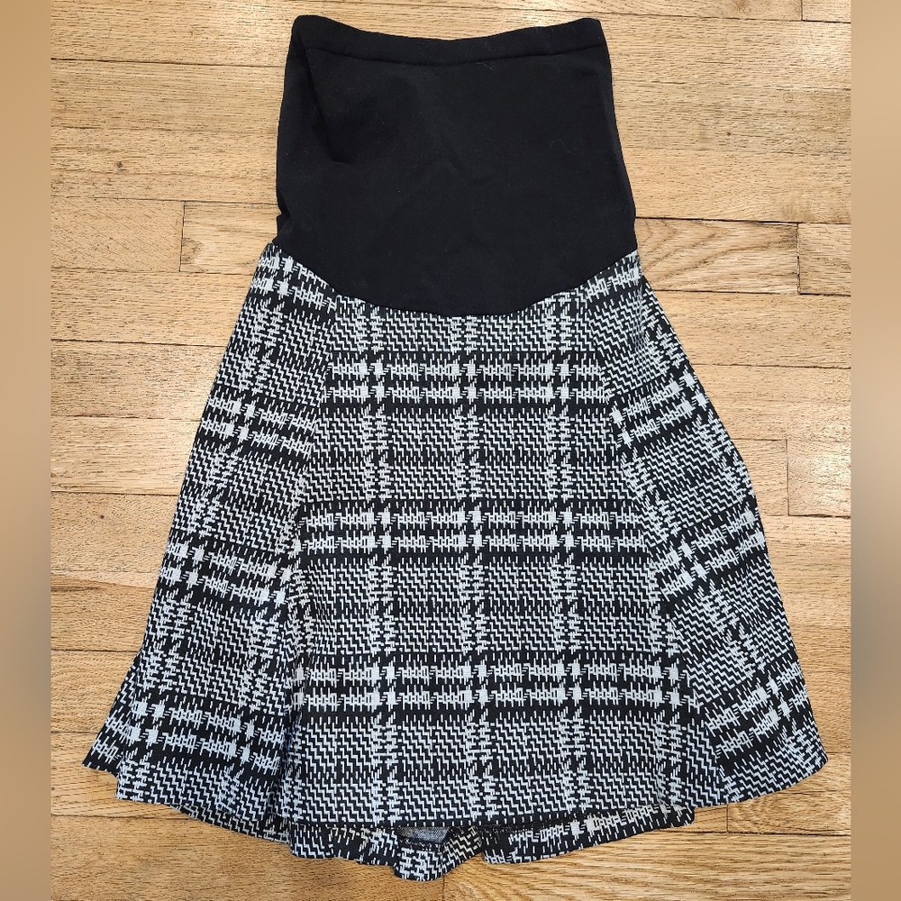Motherhood Maternity skirt size S